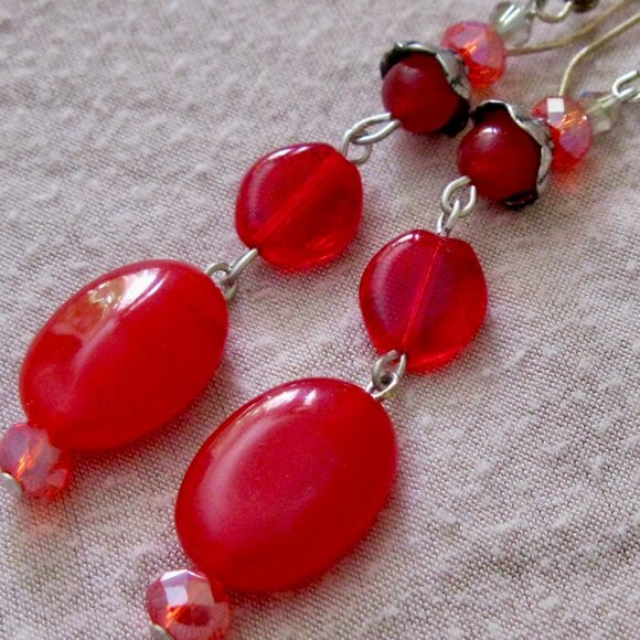 "ONE OF A KIND VINTAGE GLASS EARRINGS BY T. BURKE DESIGNS MADE IN USA" - Picture 1 of 4